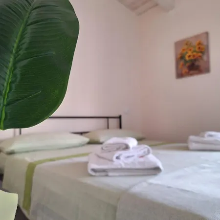 Rooms Home 3* Palmi