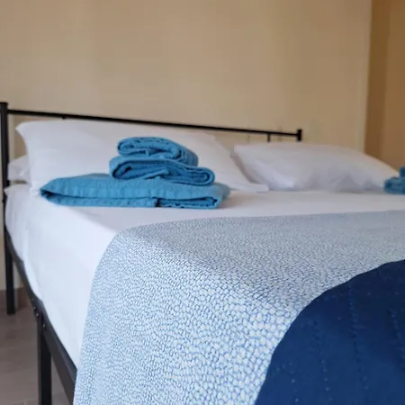 Bed & Breakfast Rooms Home 3*