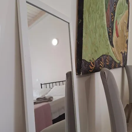 Rooms Home Couette-café 3*