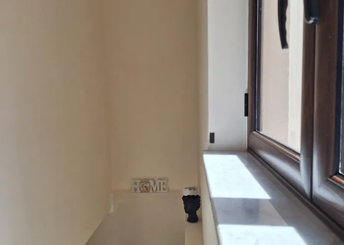 Alojamento de Acomodação e Pequeno-almoço Rooms Home 3*